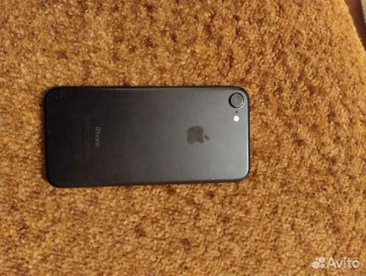 Телефон iPhone 7 128gb