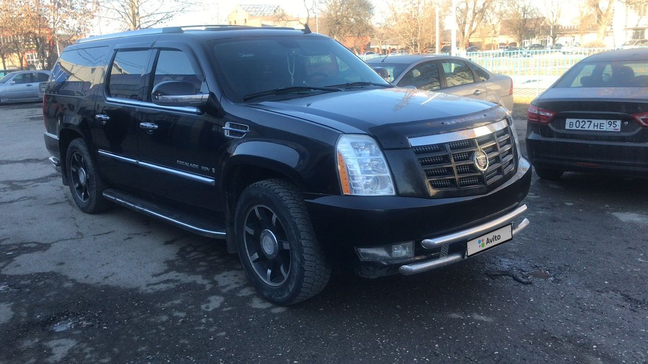 Cadillac Escalade: фото владельца