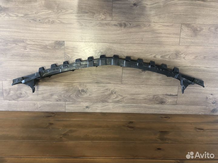 Кронштейн переднего бампера mercedes c204