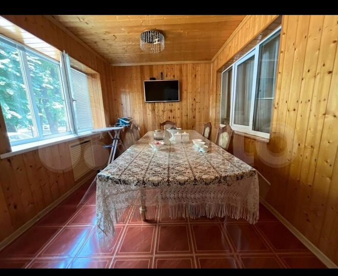 4-к. квартира, 78 м², 1/5 эт.