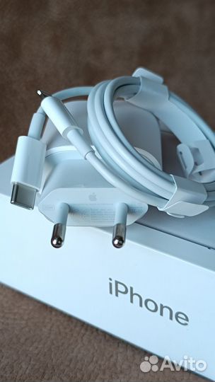 Зарядка на iPhone 20w Оригинал