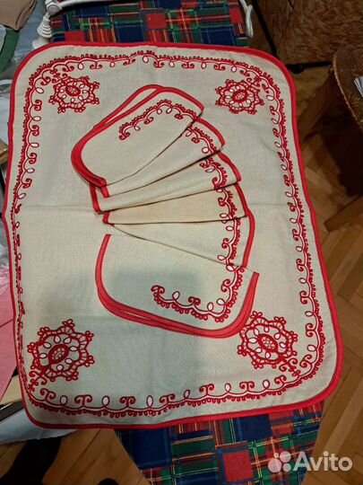 Столовое белье Салфетки Скатерти