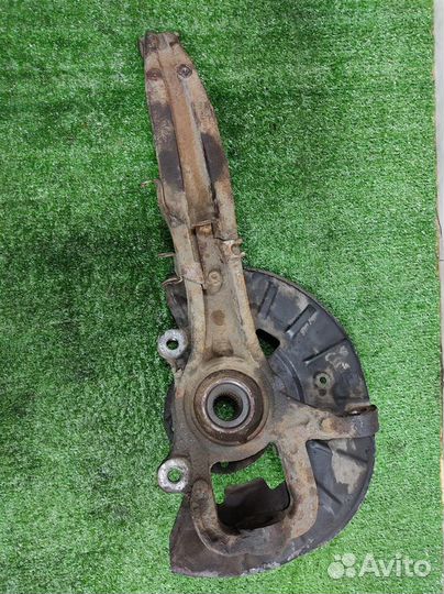 Кулак передний правый Audi Q7 (4LB) 2007