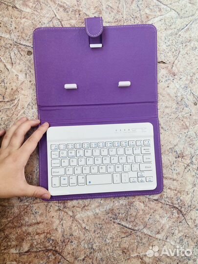 Bluetooth клавиатура