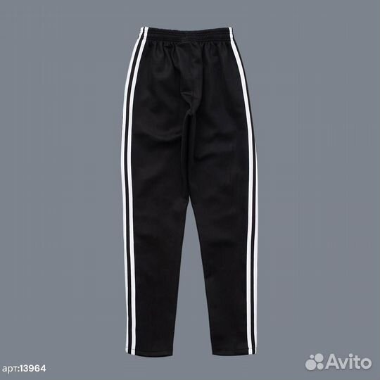 Спортивные штаны adidas С застежкой молнией внизу 40(XXS)