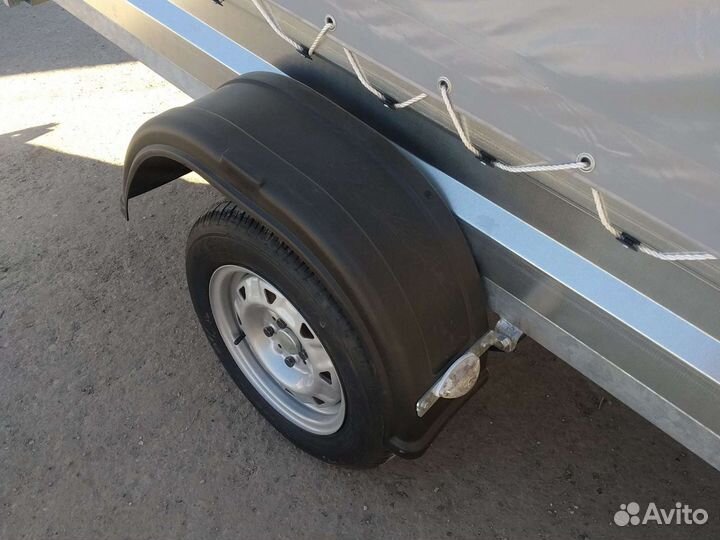 Прицеп легковой размер кузов 2,52*1,3 от пфс