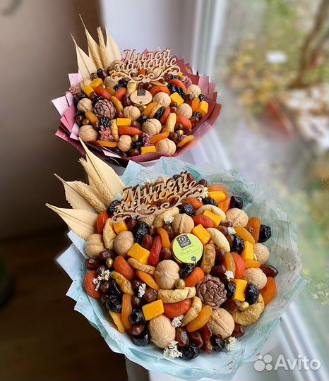 Букеты из сухофруктов и орехов