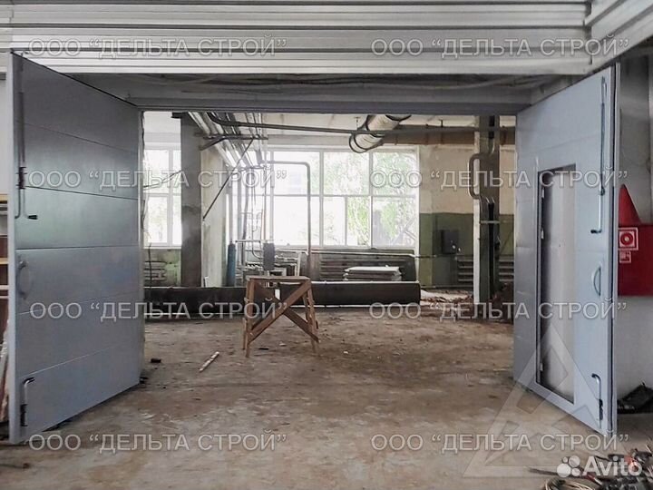 Промышленные ворота с калиткой