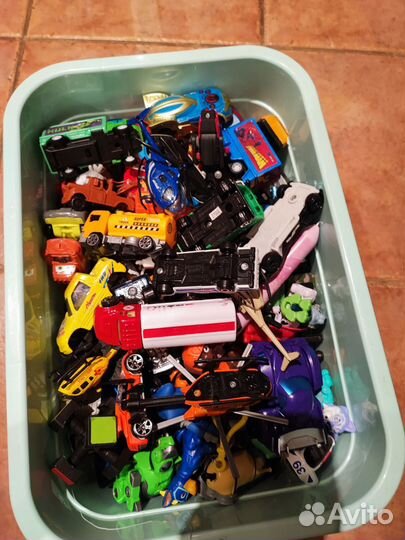 Детские машинки игрушки вещи