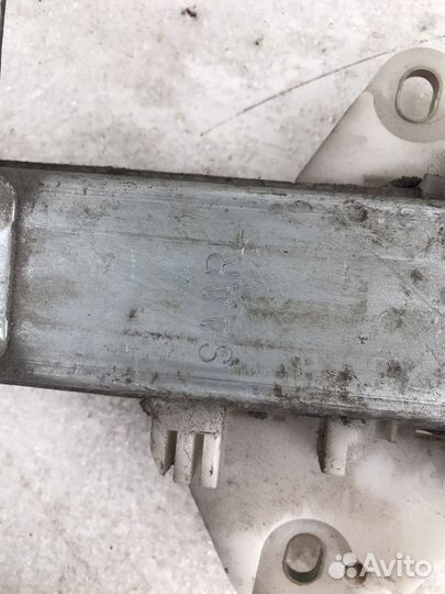 Стеклоподъемник задний левый Honda Fit