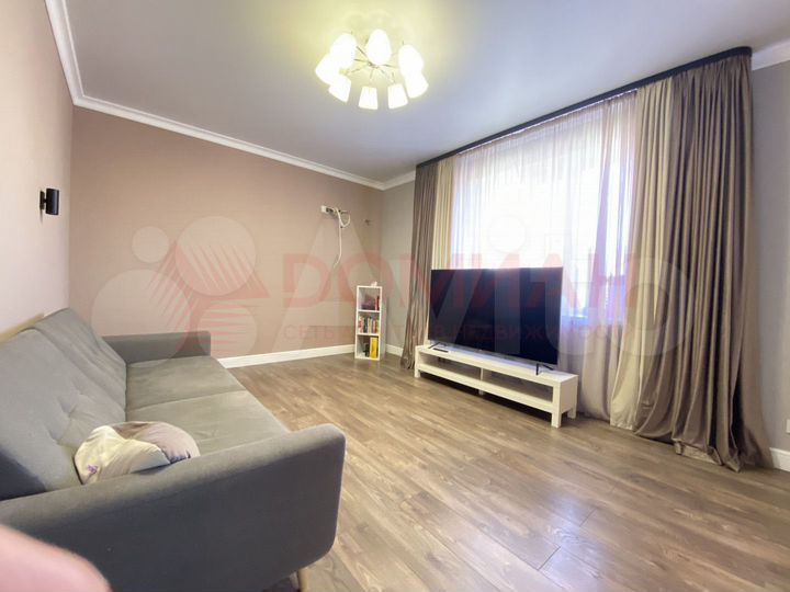 3-к. квартира, 90 м², 15/22 эт.