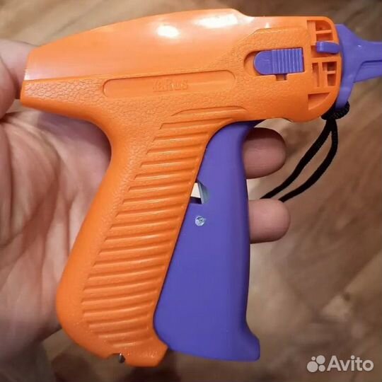 Пистолет для бирок