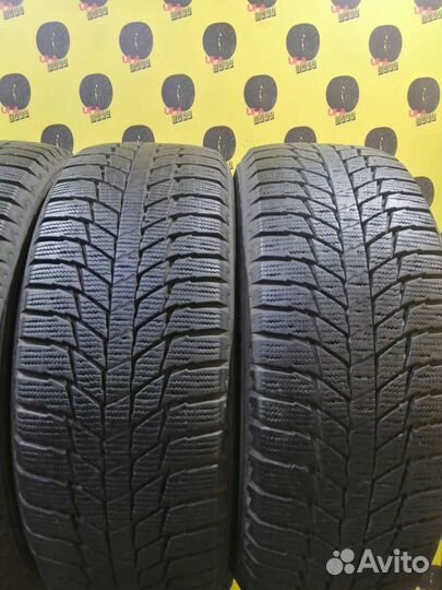 Triangle Snowlink TWT02 215/55 R17