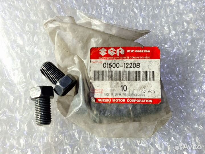 Болт suzuki dr250