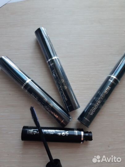 Помады и туши