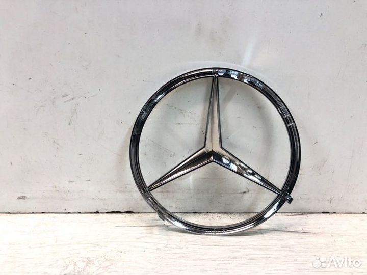 Эмблема решетки радиатора Mercedes Sprinter