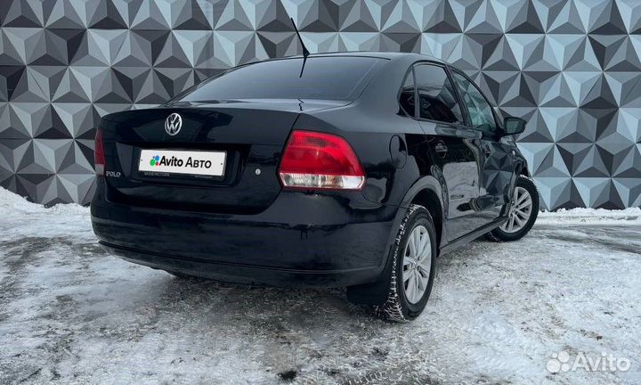 Volkswagen Polo 1.6 AT, 2013, 149 400 км