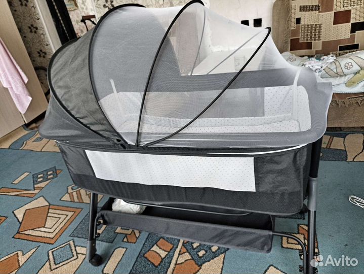 Детская колыбельная кроватка