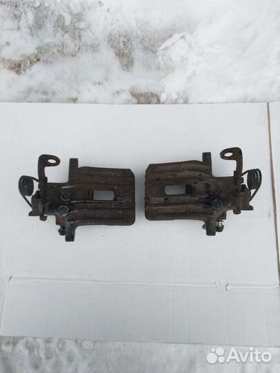 Супорт задний Ауди А4 б6