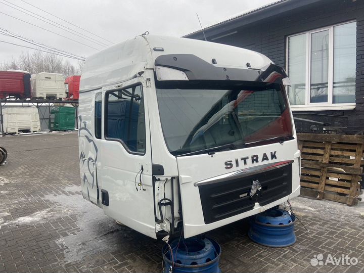 Кабина Sinotruk Sitrak C7H