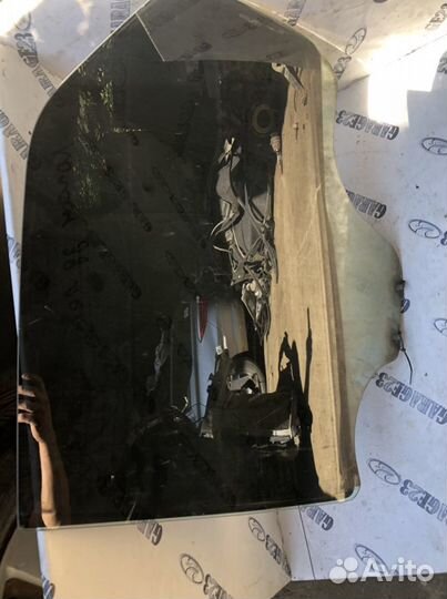 Стекло заднее левое renault logan 1