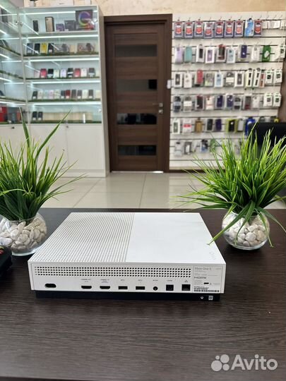 Xbox One S 1t + Forza Horizon 4