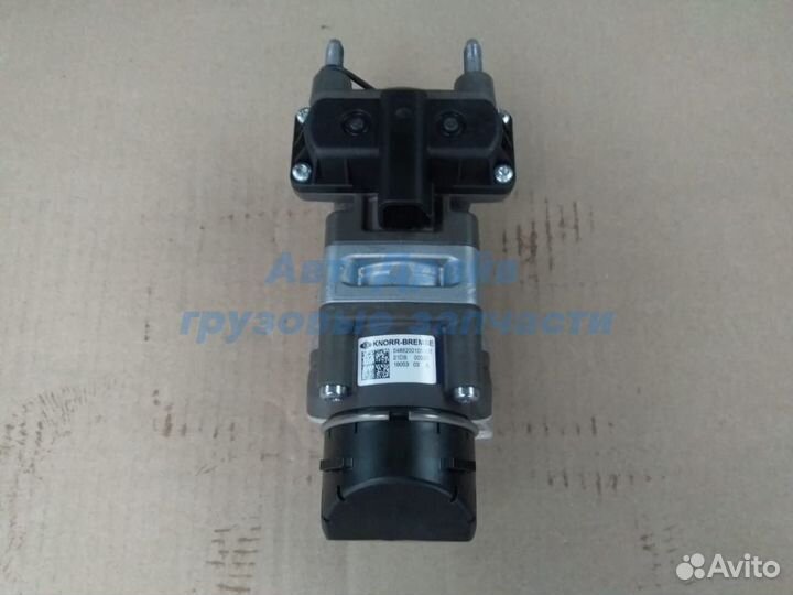 Кран главный тормозной Рено Магнум 5010260394