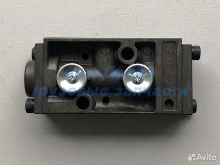 Клапан половинок кпп ZF 16S151