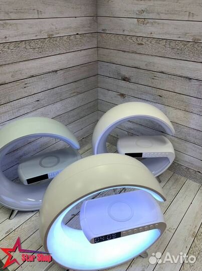 Smart лампа с б/п зарядкой. Разные цвета подсветки