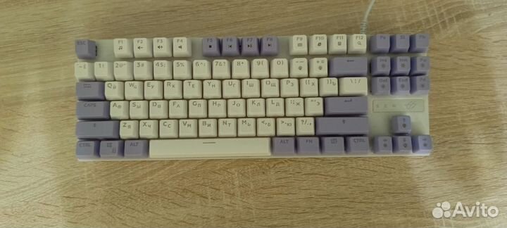 Игровая клавиатура с подсветкой