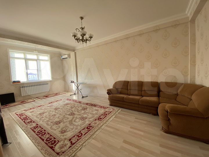 2-к. квартира, 75 м², 4/5 эт.