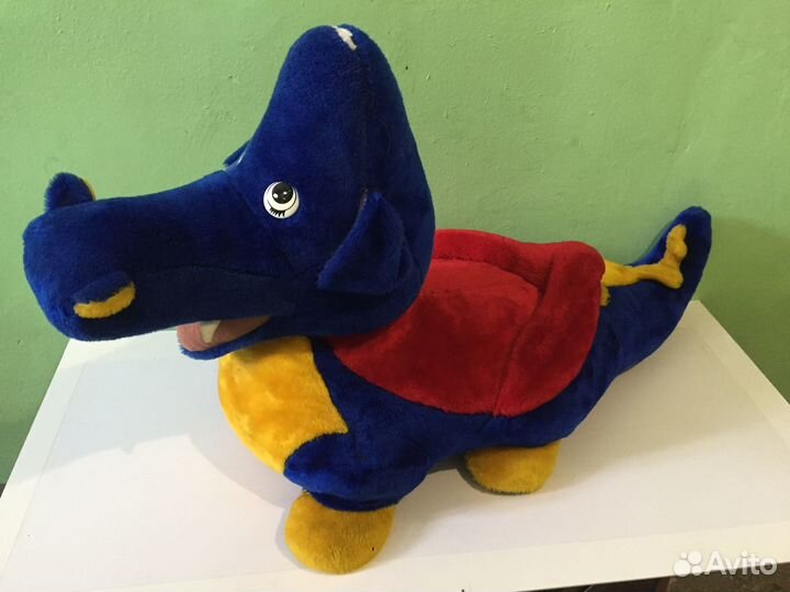 Детские мягкие мини кресла 'Микки Маус' и другие