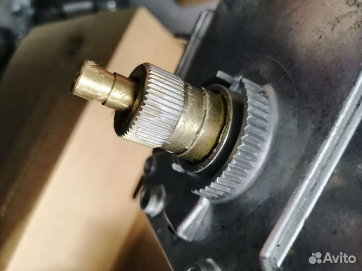 Привод дистанционного управления газом и реверсом