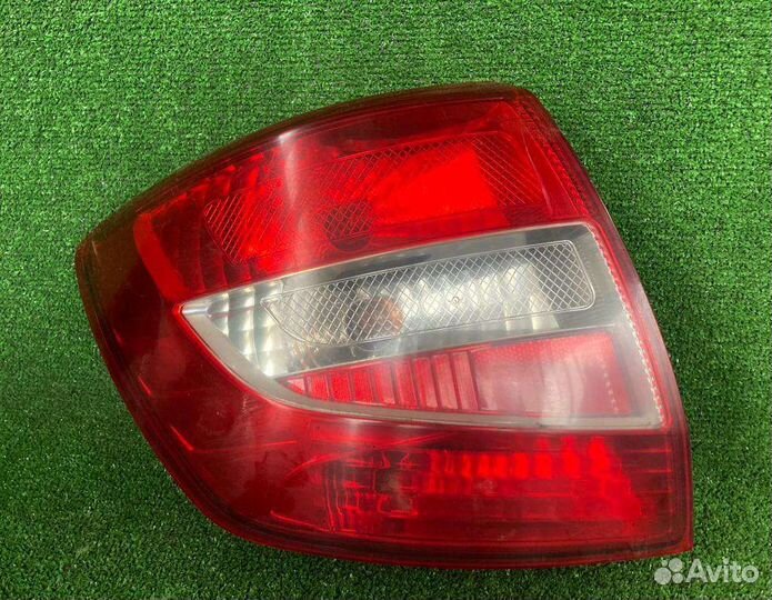 Задний левый фонарь LADA Granta