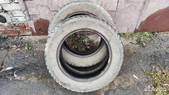 Goodyear UltraGrip Extreme 205/60 R16 92T