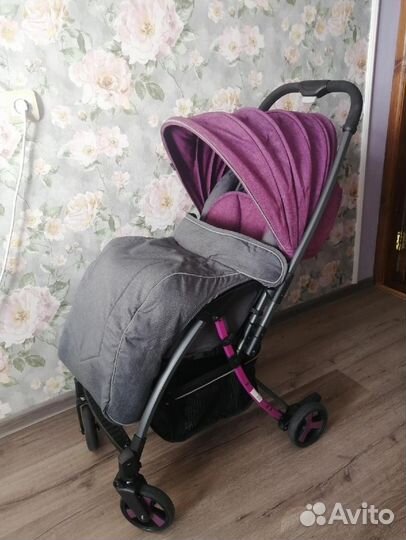 Коляска с перекидной ручкой прогулочная