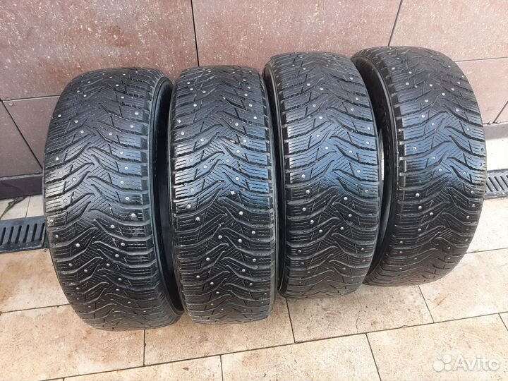 Kumho WinterCraft SUV Ice WS31 225/60 R17
