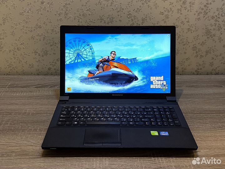 Игровой ноутбук Lenovo Core i3/GT720m