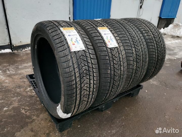 Pirelli Scorpion Winter 285/45 R22 и 325/40 R22 114V