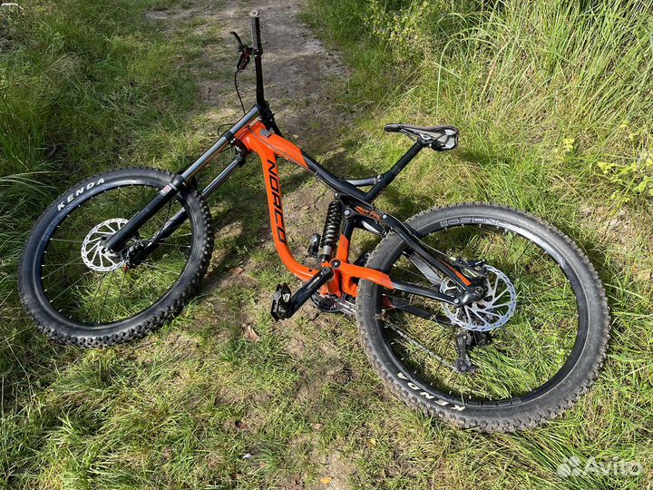 Велосипед DH Norco Aurum 6.3