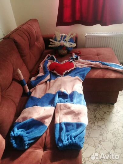 Костюмы новогодние и др