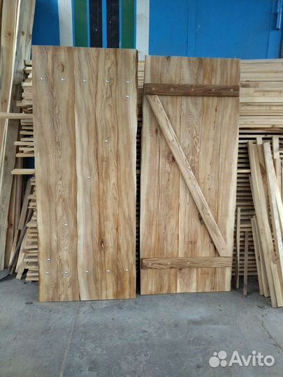 Двери из массива