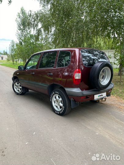 Chevrolet Niva, 2003