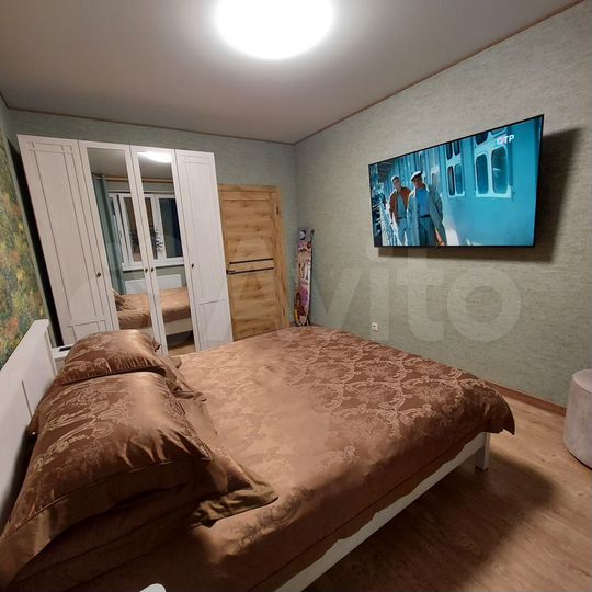 1-к. квартира, 42 м², 1/5 эт.