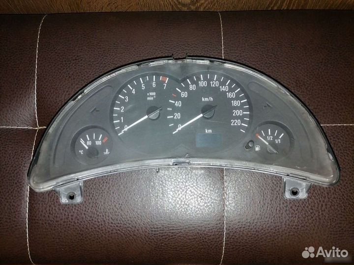 Панель приборов Opel Corsa C