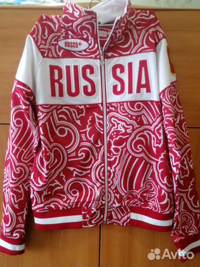 Спортивный костюм