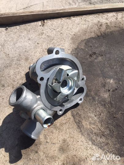 Помпа на газель 406