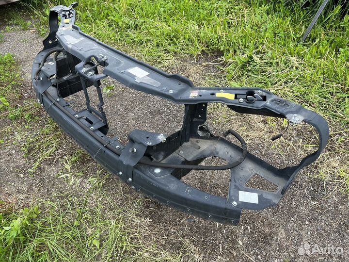 Телевизор передняя панель Mercedes Benz W215