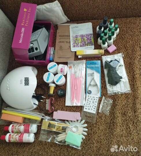 Наборы для маникюра и наращивания новые