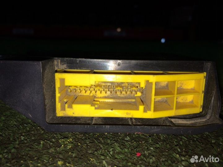 Блок управления подушками, Блок SRS Renault Logan